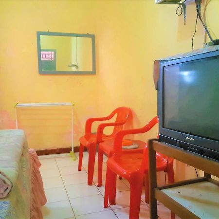 Spot On 2969 Hotel Citra Ayu Labuhan Екстериор снимка