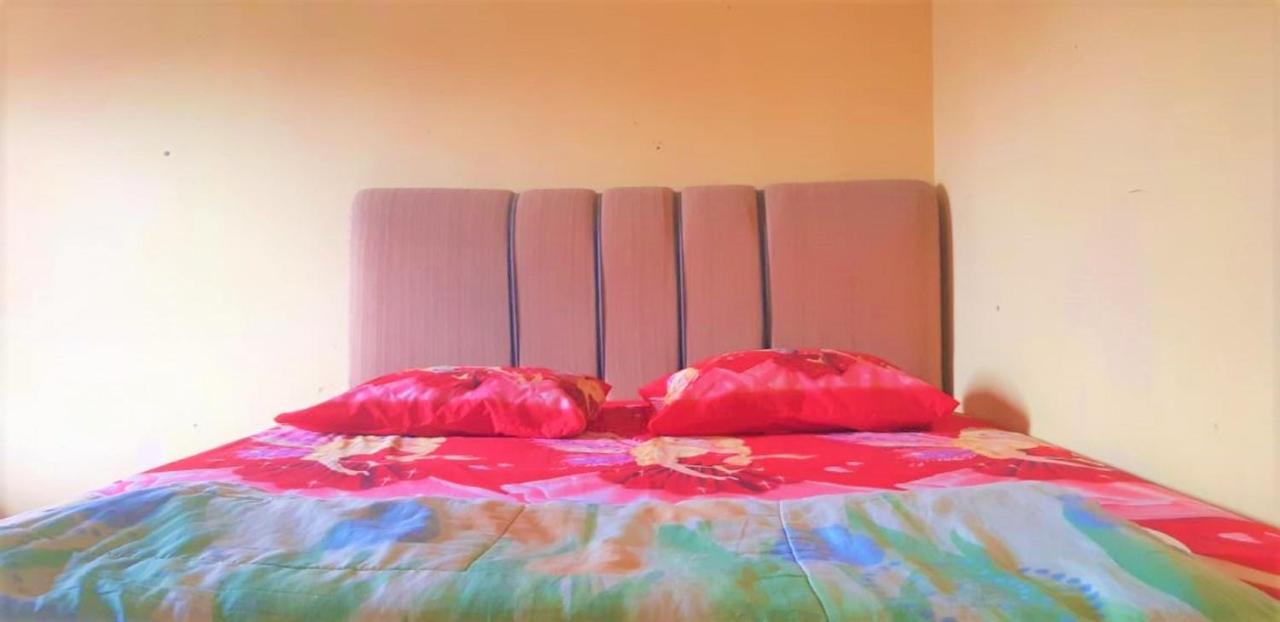 Spot On 2969 Hotel Citra Ayu Labuhan Екстериор снимка