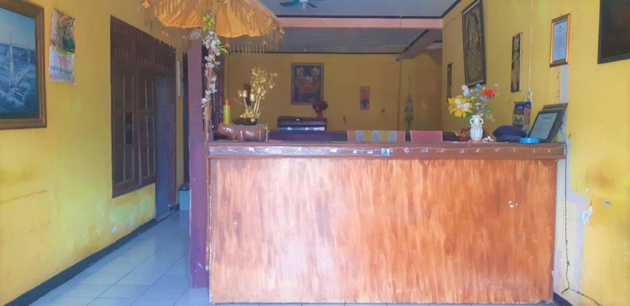 Spot On 2969 Hotel Citra Ayu Labuhan Екстериор снимка