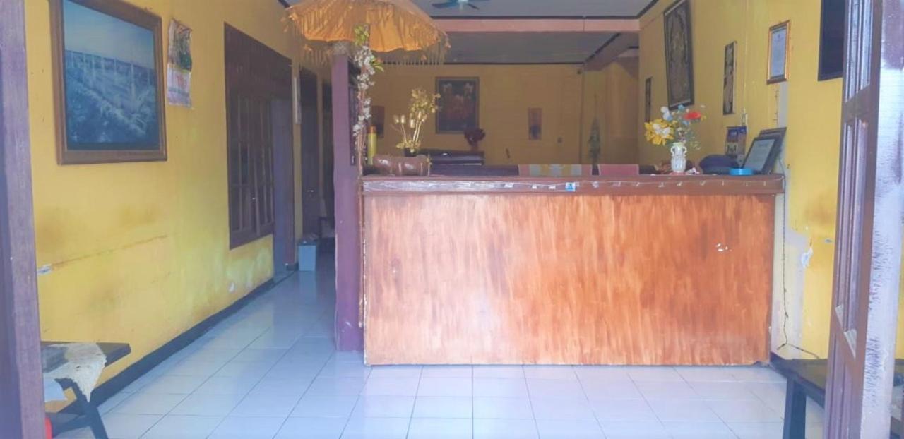 Spot On 2969 Hotel Citra Ayu Labuhan Екстериор снимка
